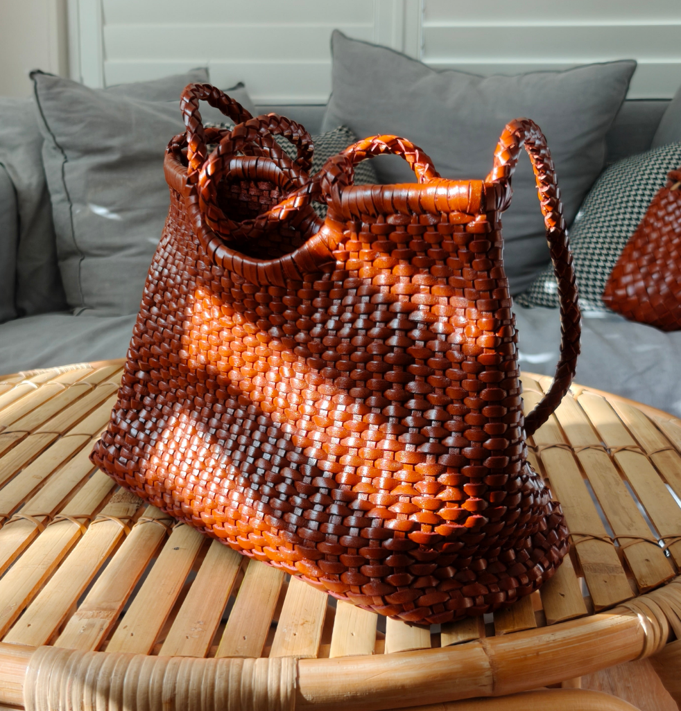 Isabella - Geflochtene Tasche aus Rindsleder im französischen Retro-Stil mit TOP LAYER