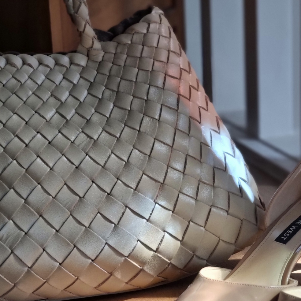 Diana - Medium Woven Leather Bag