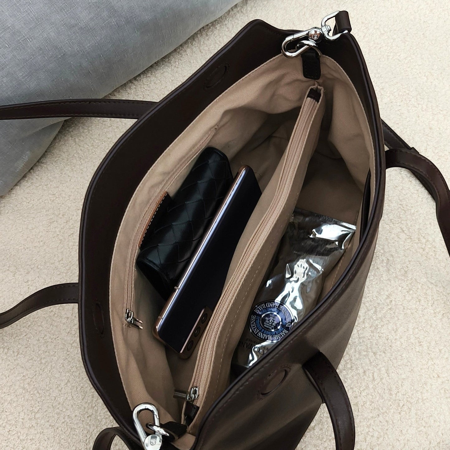 Ashley Leather Shoulder Bag