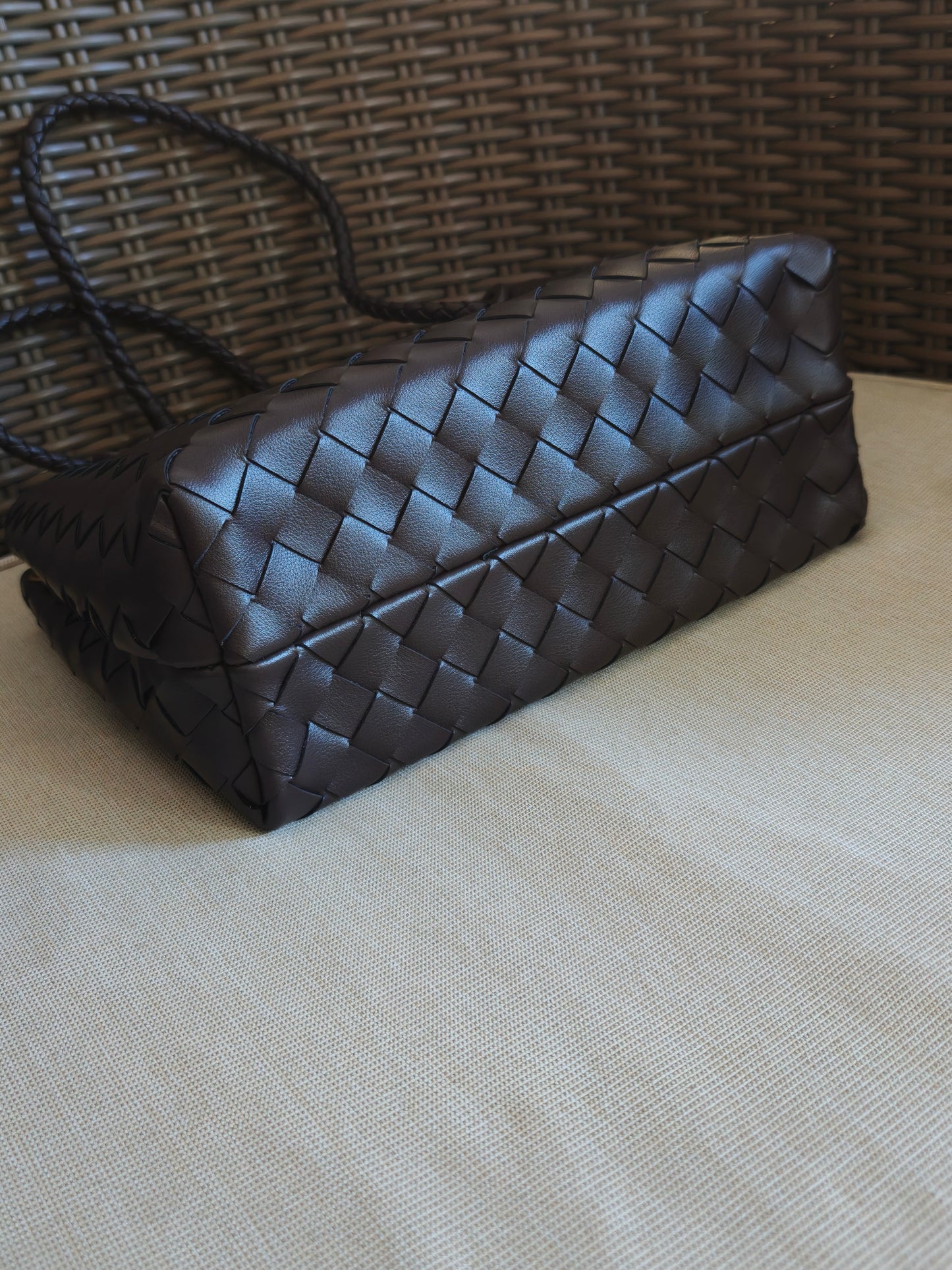 Jade - Crosswoven Leather Shoulder Bag – Dual Compartment