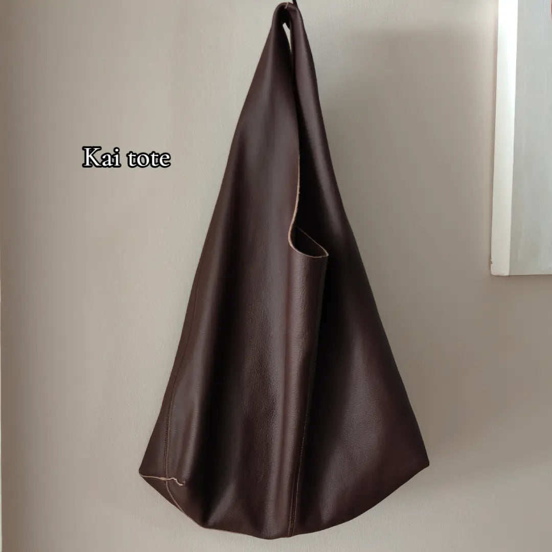 Kai - Large-Capacity Slouchy Tote Bag, Full-Grain Leather, Minimalist Style