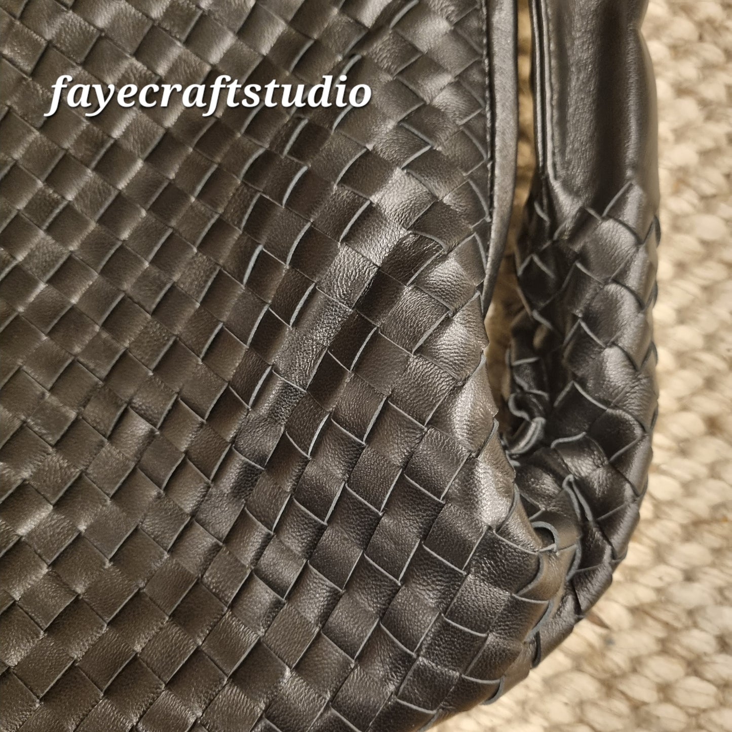 Jessie - Hobo-Tasche aus Schaffell