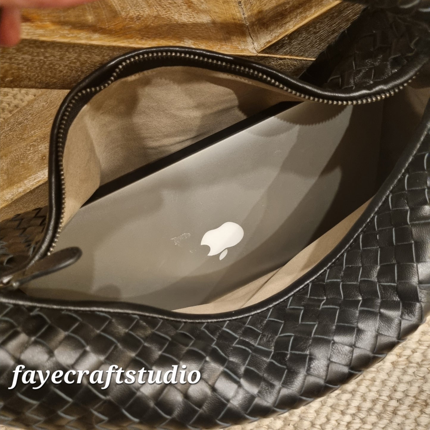 Jessie - Hobo-Tasche aus Schaffell
