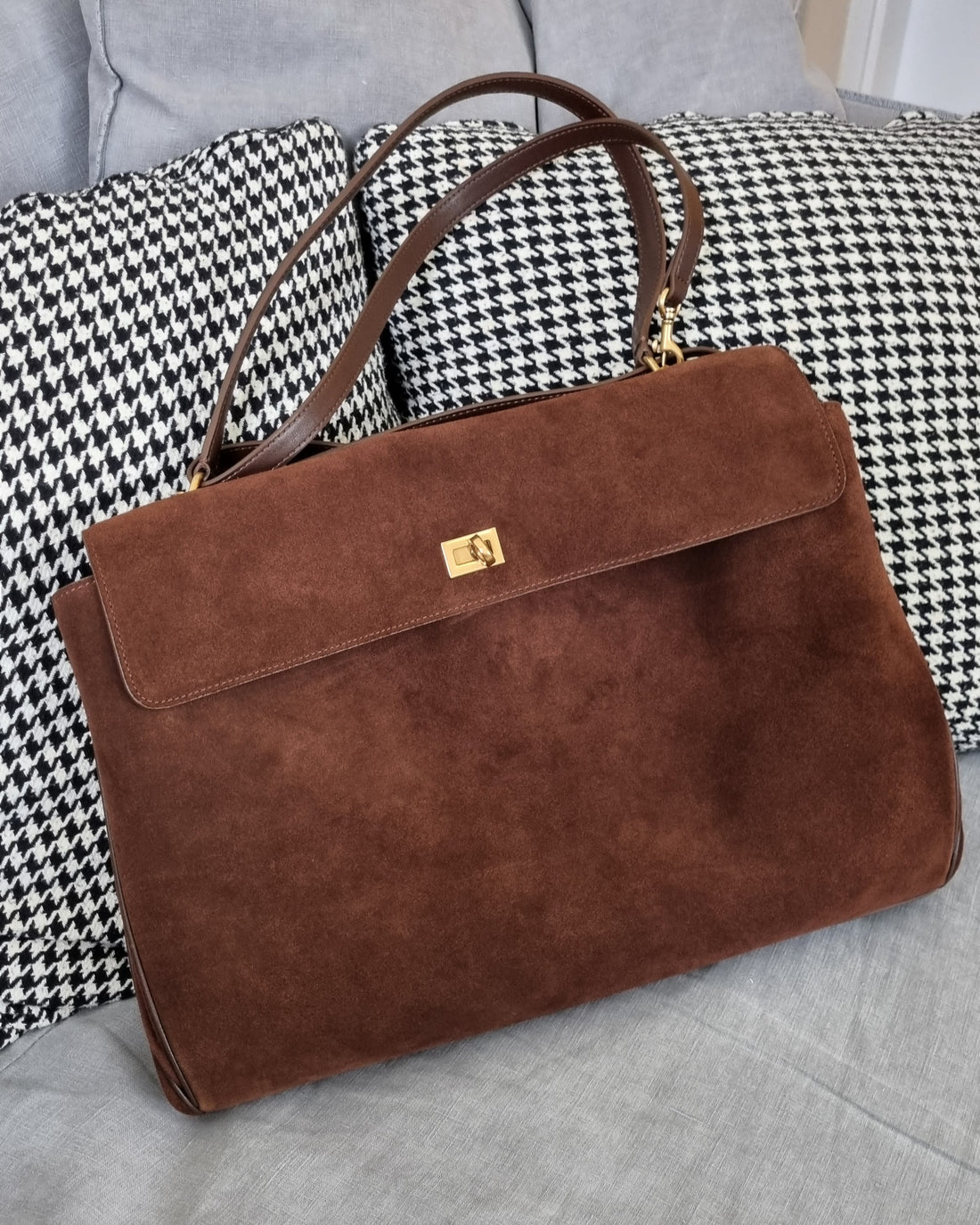 The Ultimate Large Tote for Laptop-Loving Office Girls