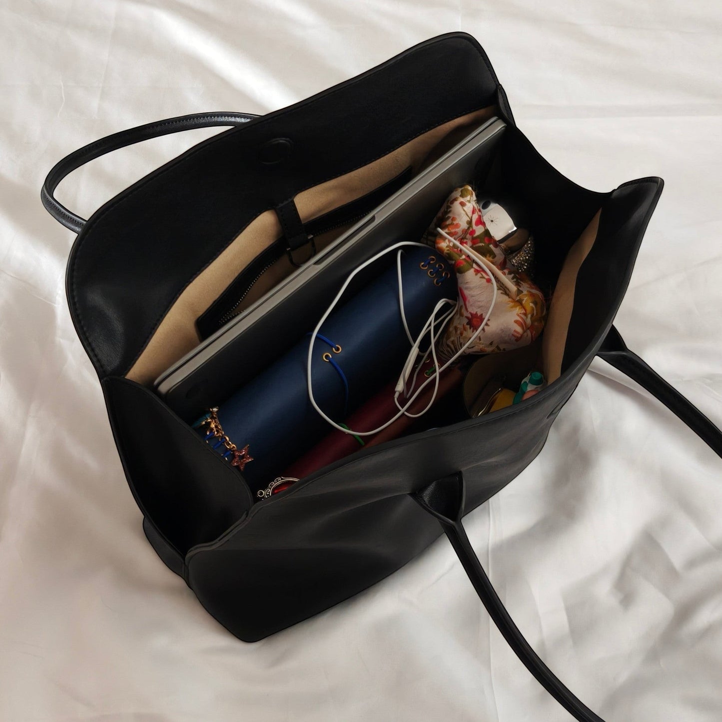 Valentina Tote