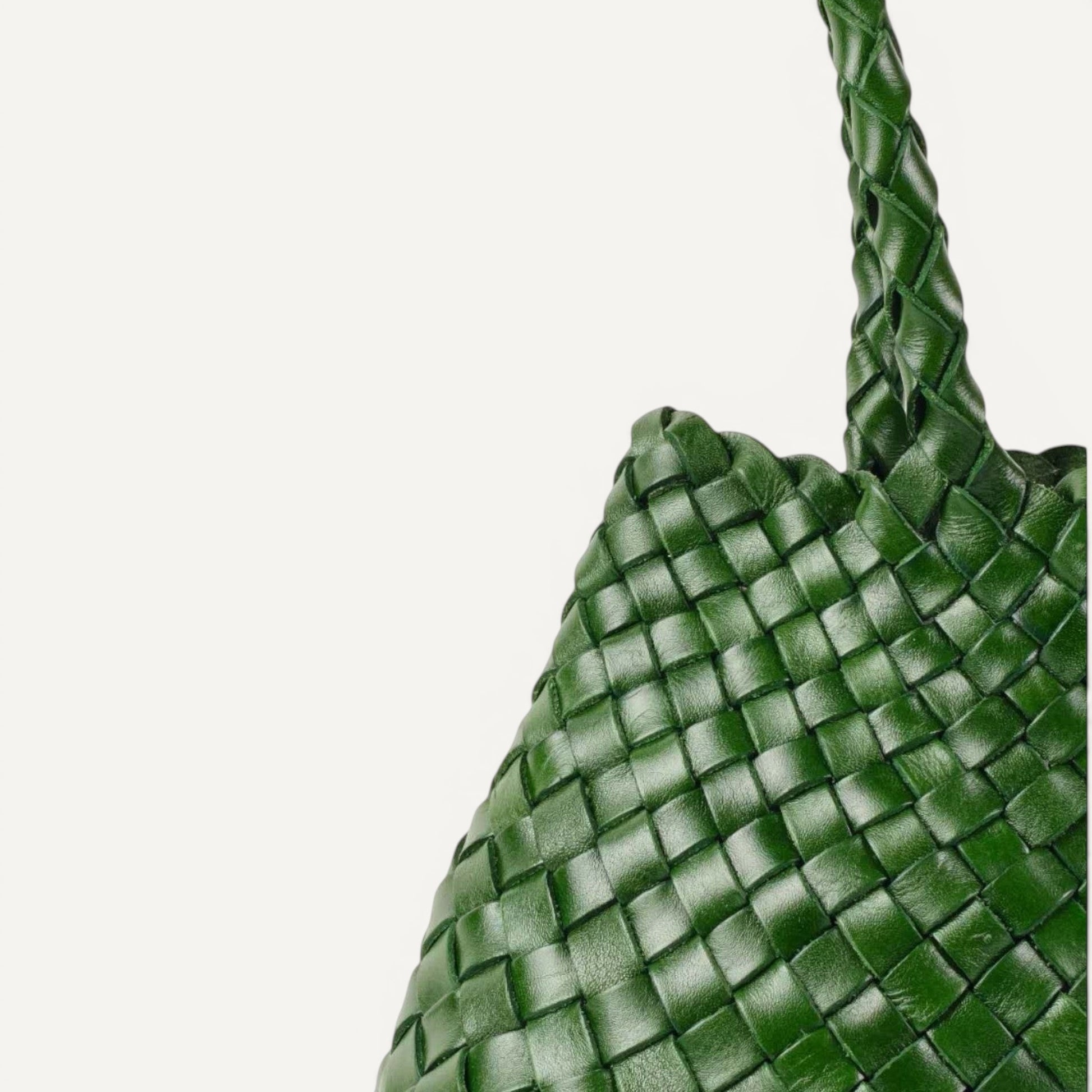 Opal_green_detail