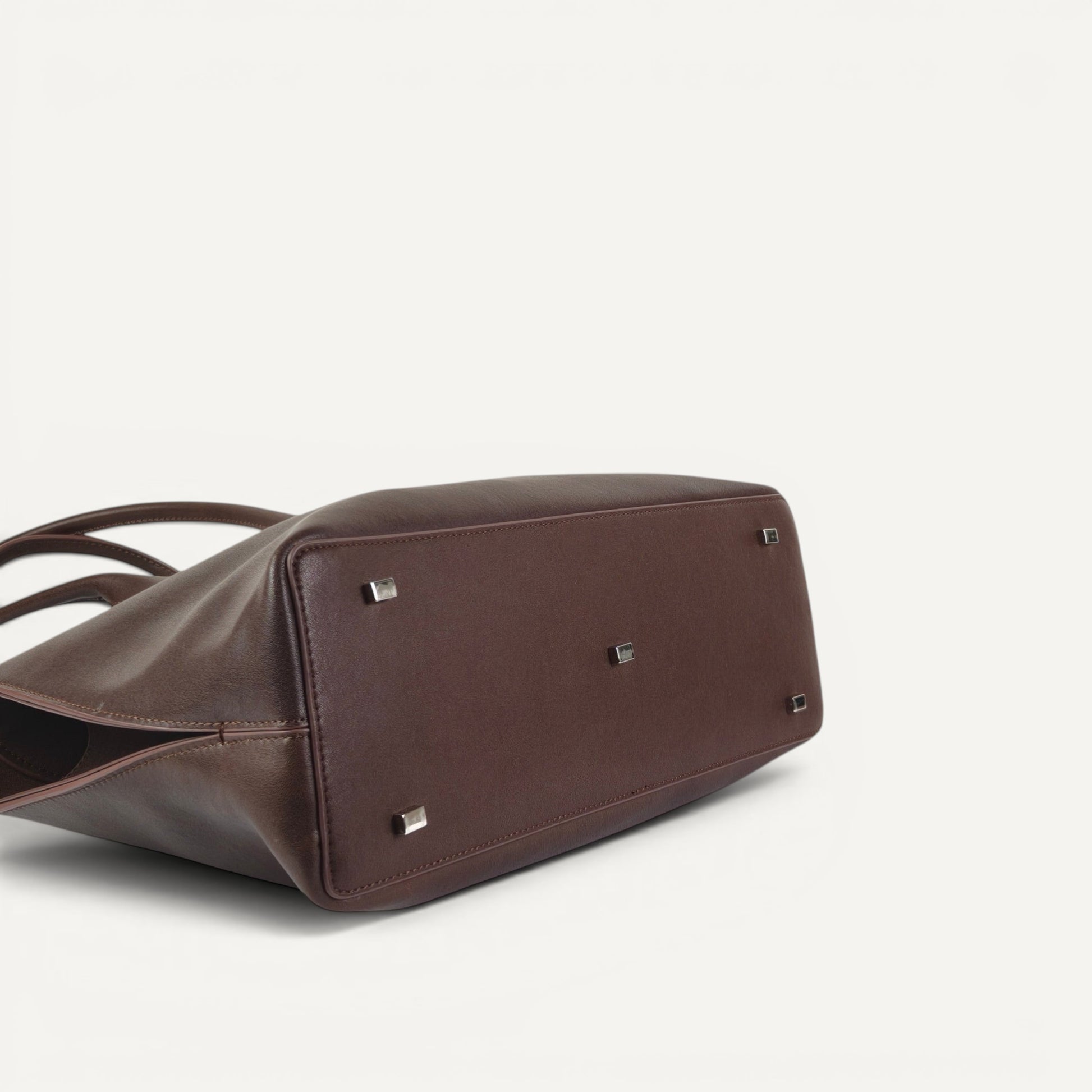 coffee valentina leather handbag with silver matel feet