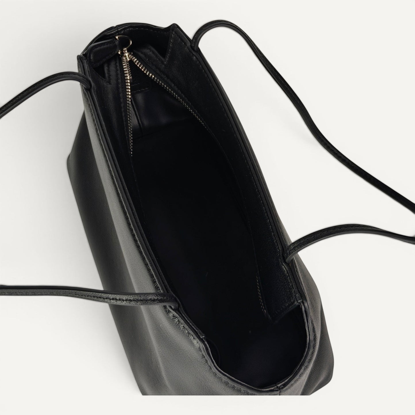 FayeCreations Thea black sheepskin shoulder bag top view with zip closure