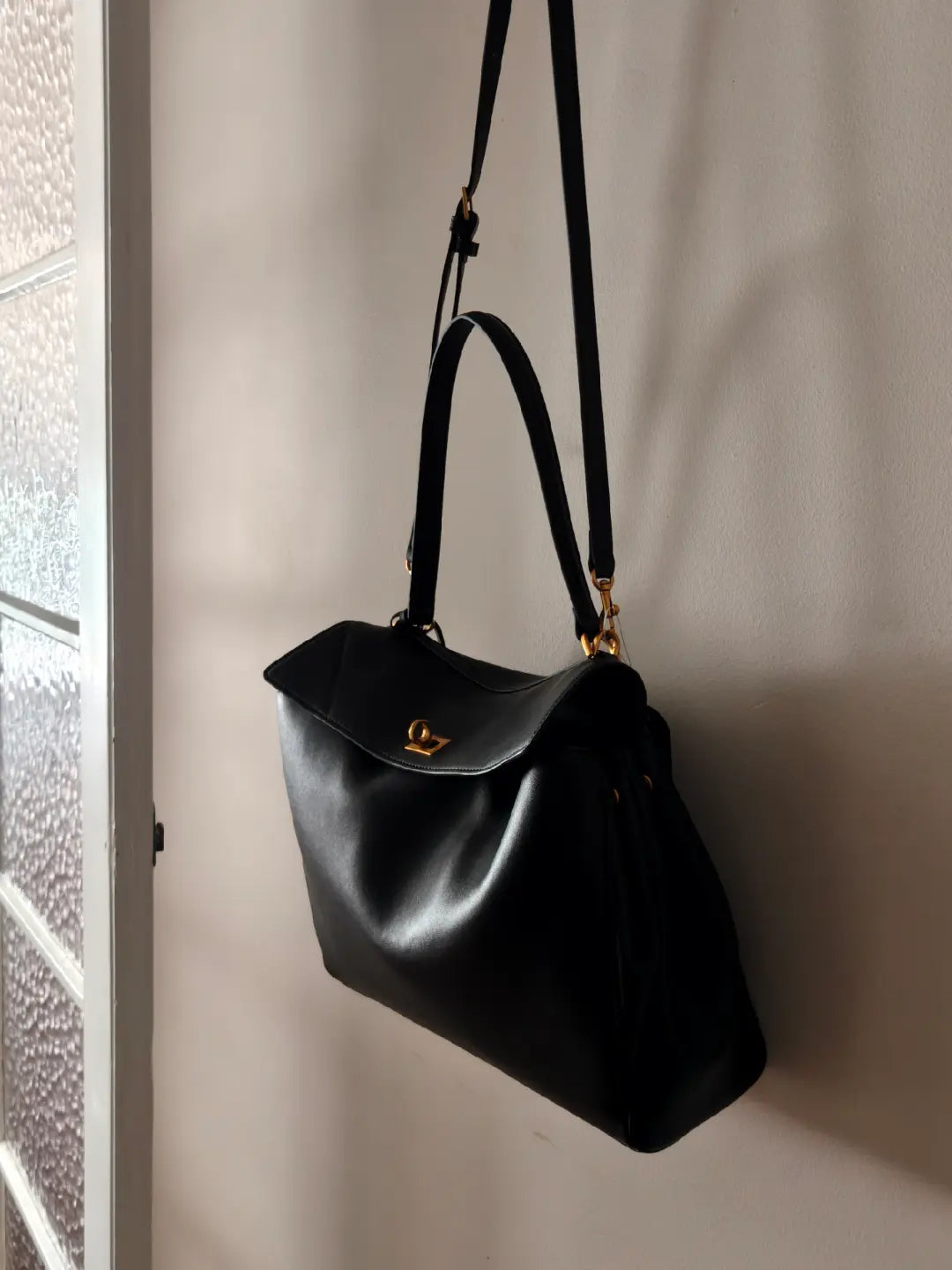 Harper Shoulder Bag Medium (pre-order 2wks)