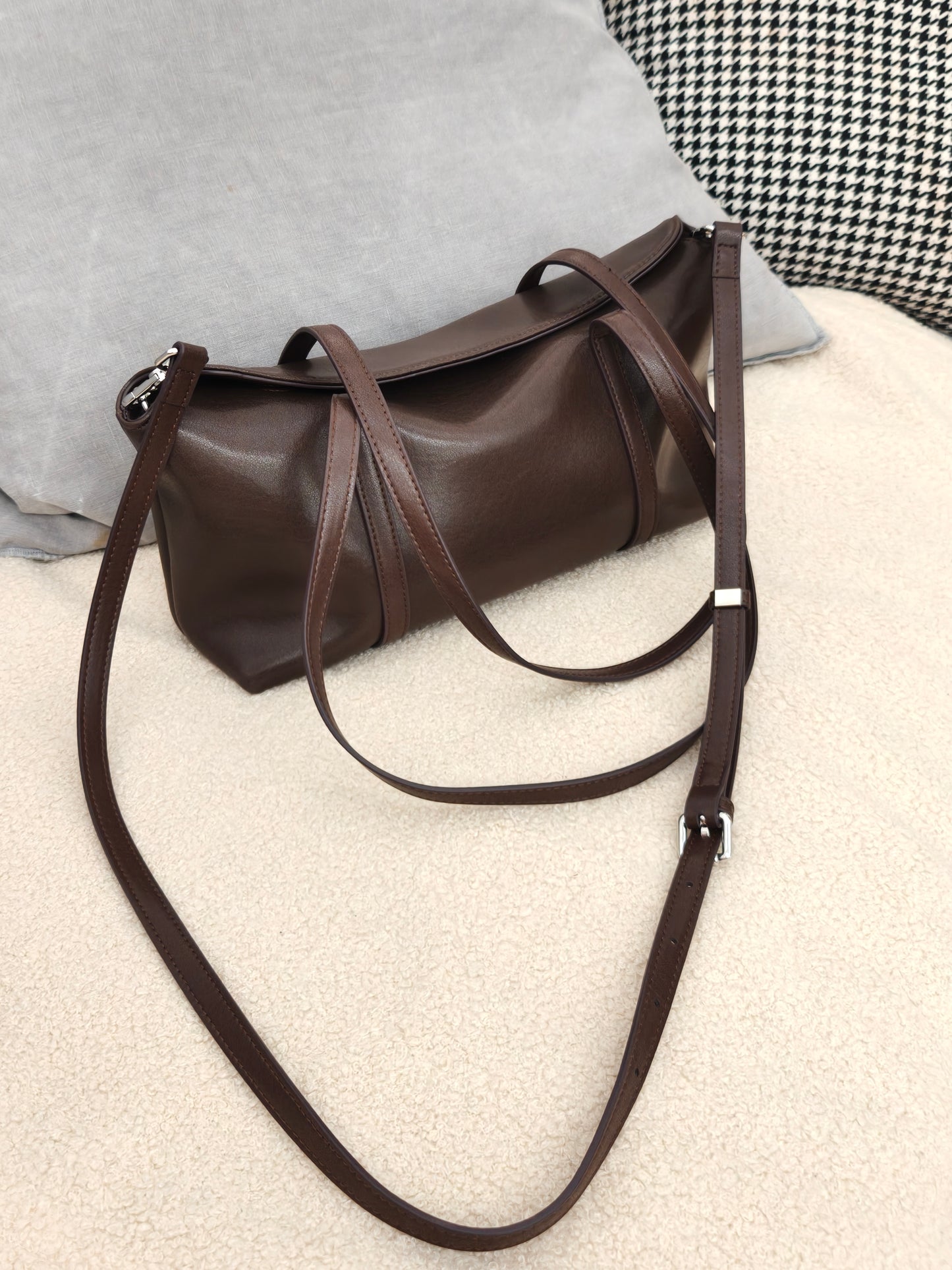 Ashley Shoulder Bag
