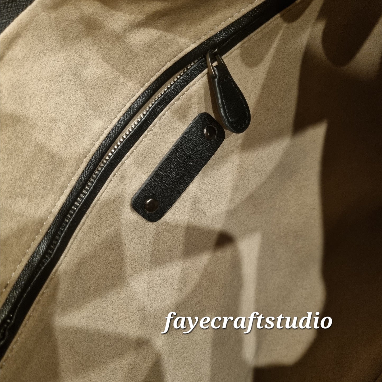 Jessie - Hobo-Tasche aus Schaffell