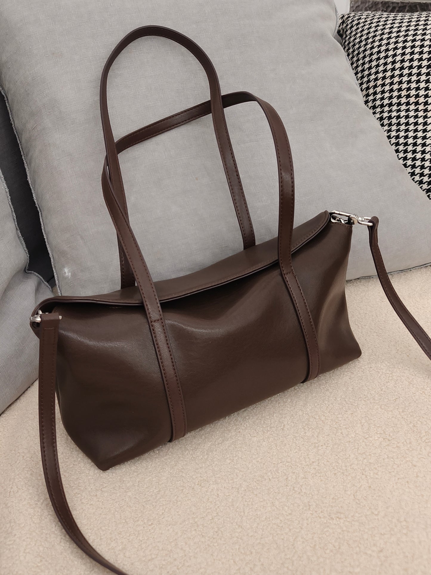 Ashley Shoulder Bag