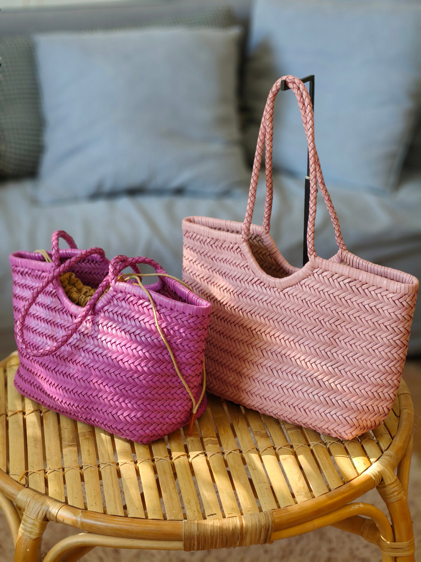 Phoebe - GROSSE 100 % handgefertigte Schultertasche aus echtem, gewebtem Rindsleder in der obersten Schicht
