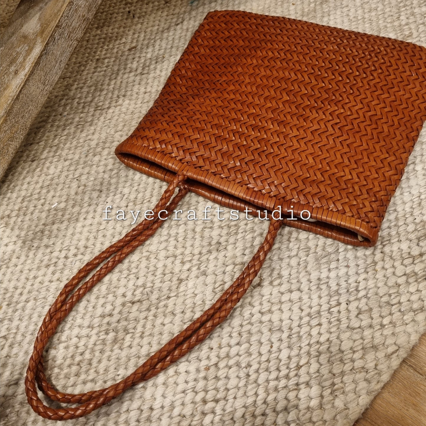 Lisa - Woven Shopper Tote