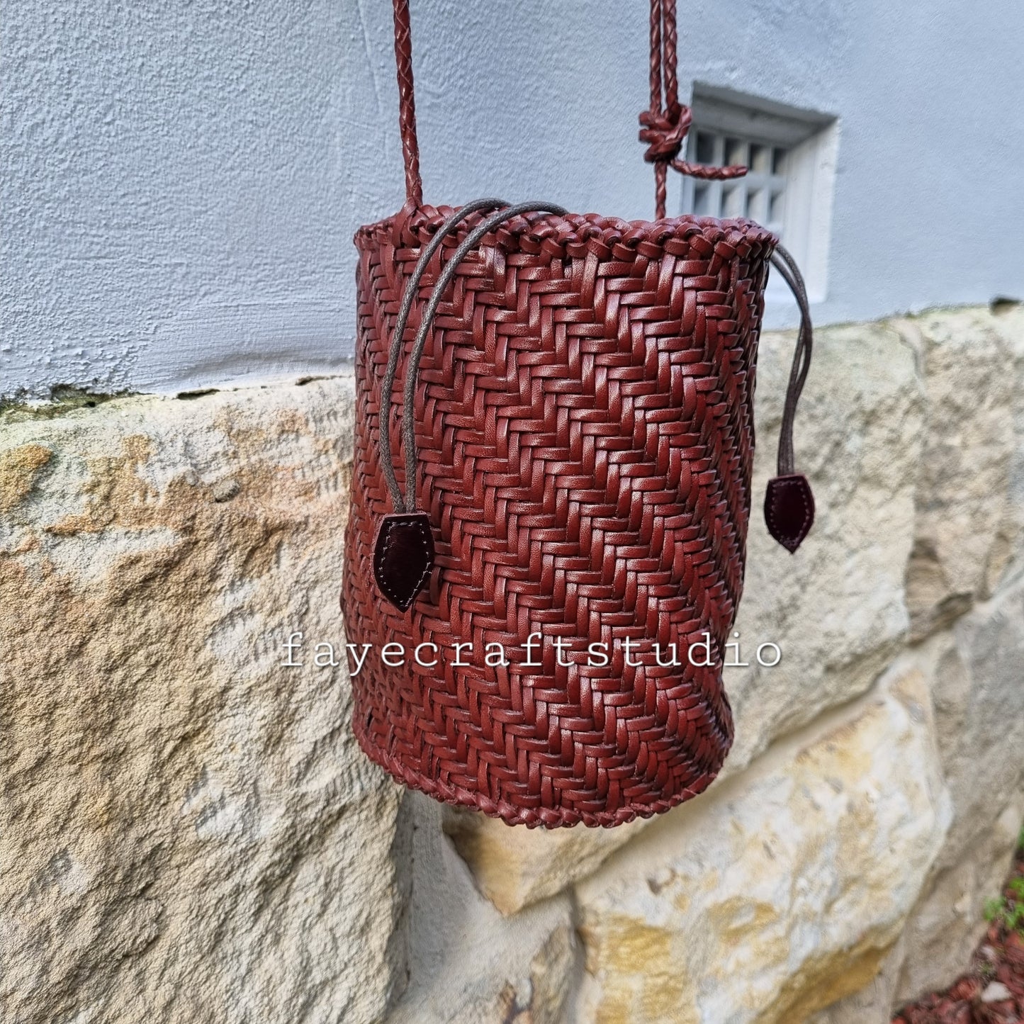 Serena - Handmade retro leather woven top layer cowhide crossbody bucket bag